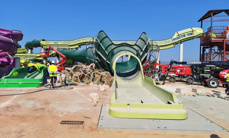 PortAventura World estrenará la ampliación de su parque acuático el 23 de julio Las obras de Coral Bay, La Leyenda Perdida están muy avanzadas