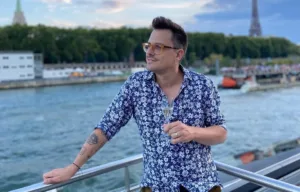 El productor y compositor Marc C. Griso, de Cambrils, se inspira en la noche parisina para su nuevo tema Marc C. Griso, en París