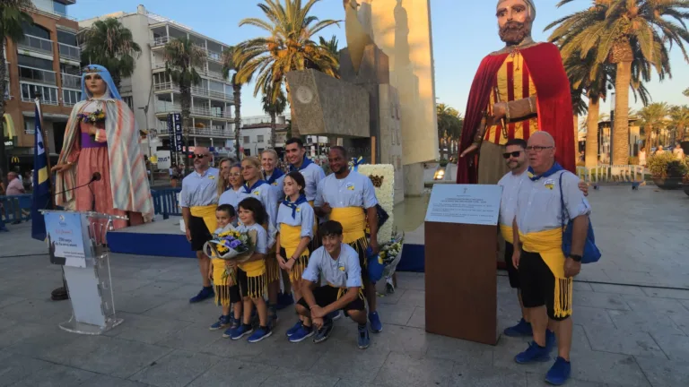 Salou conmemora el 750º aniversario de la muerte del rey Jaume I El acto ha tenido lugar en el paseo Jaume I de Salou