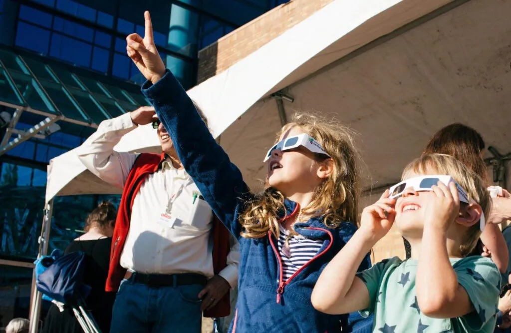 Cambrils obre la reserva d’entrades gratuïtes per accedir al punt d’observació de l’eclipsi solar L'eclipsi serà el 12 d'agost