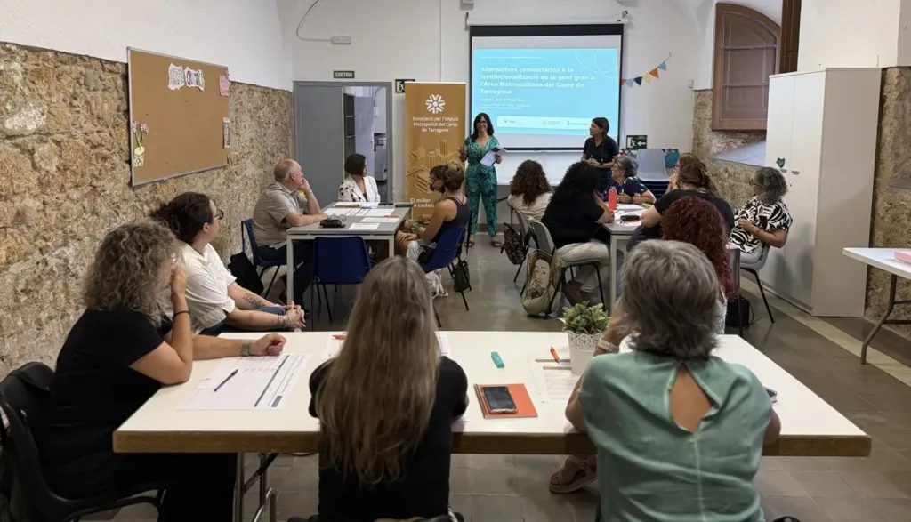 La primera sessió es va celebrar a la seu de l’Institut Municipal de Serveis Socials de Tarragona
