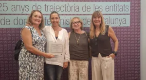 Representants de l'Associació Cultural de Dones L’Alba, a Barcelona