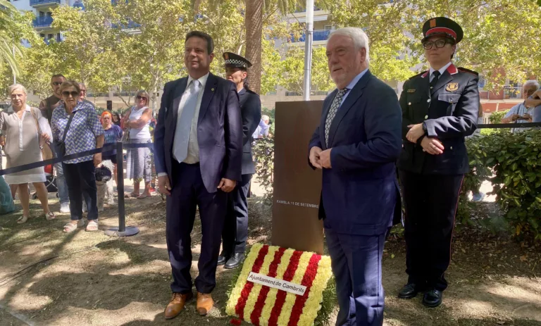 Josep Poblet definex Cambrils com «una ciutat demogràficament expansiva i internacionalitzada” Oliver Klein i Josep Poblet, aquets divendres