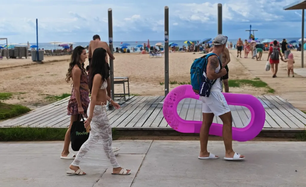 Turistas en Salou este verano