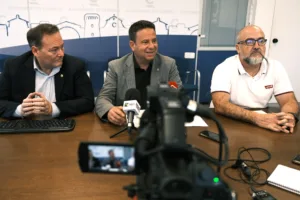 David Chatelain, Oliver Klein y Alfredo Clúa, aquets dimarts