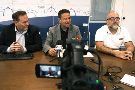 David Chatelain, Oliver Klein y Alfredo Clúa, aquets dimarts