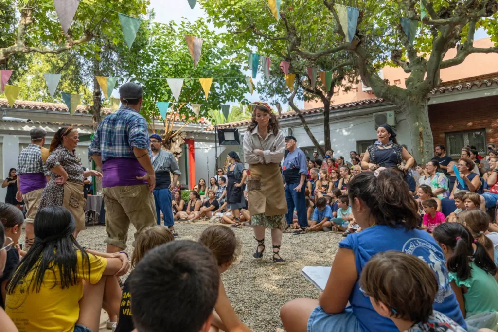 Cambrils celebra la Mare de Déu del Camí amb sàtira, balls i pirotècnia (fotogaleria) Ball parlat Vileros i Mariners