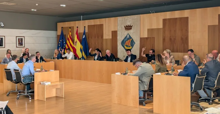 Salou aprueba el Plan Local de Vivienda y el hermanamiento con Grosseto Pleno de Salou celebrado este miércoles