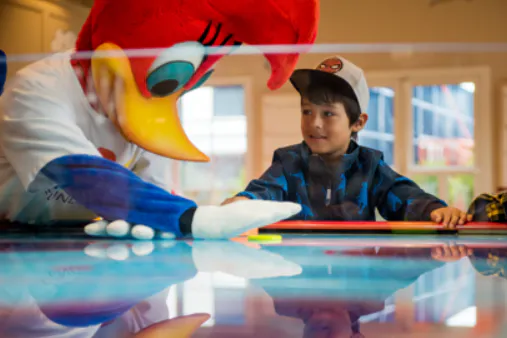 Un estudio señala que la estancia en Dreams Village de PortAventura mejora del bienestar emocional de pacientes pediátricos Dreams Village se inauguró en 2019
