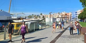 Tarragona ha amanecido este domingo con un tiempo veraniego