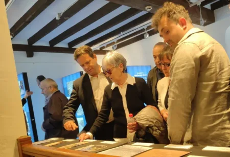 Cambrils recibe el diario y fotografías de dos deportados nazis del municipio El acto tuvo lugar el sábado